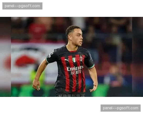 官方：AC米兰后卫特奥·埃尔南德斯因小腿肌肉拉伤，将缺阵四周